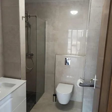1 Appartement